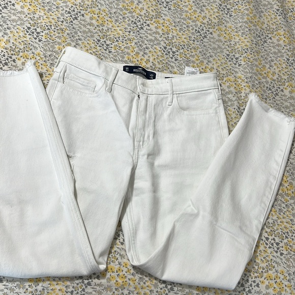 White distressed denim for women - Picture 2 of 5